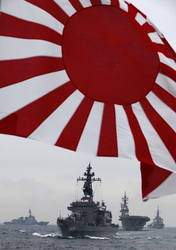 일본 해상자위대 함정. &lt;한겨레&gt; 자료사진
