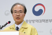 중대본 “치료제 개발 녹록지 않다…사회적 거리두기 필요”