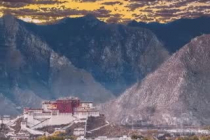 티베트 마을의 경치
